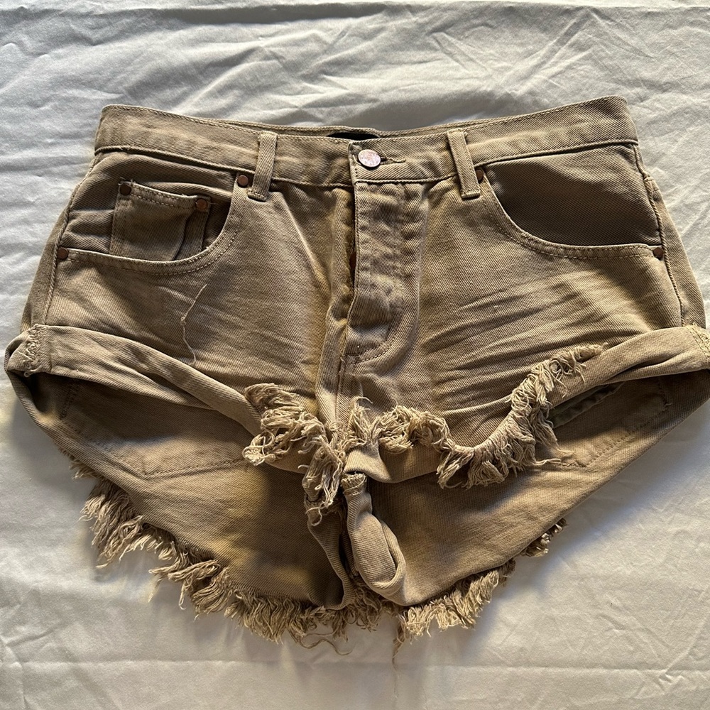 Mustard Seed Size Large (Fits Size Medium) Tan Denim Shorts